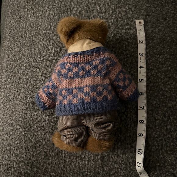 Boyd’s Plush 9” Teddy Bear - Picture 4 of 5